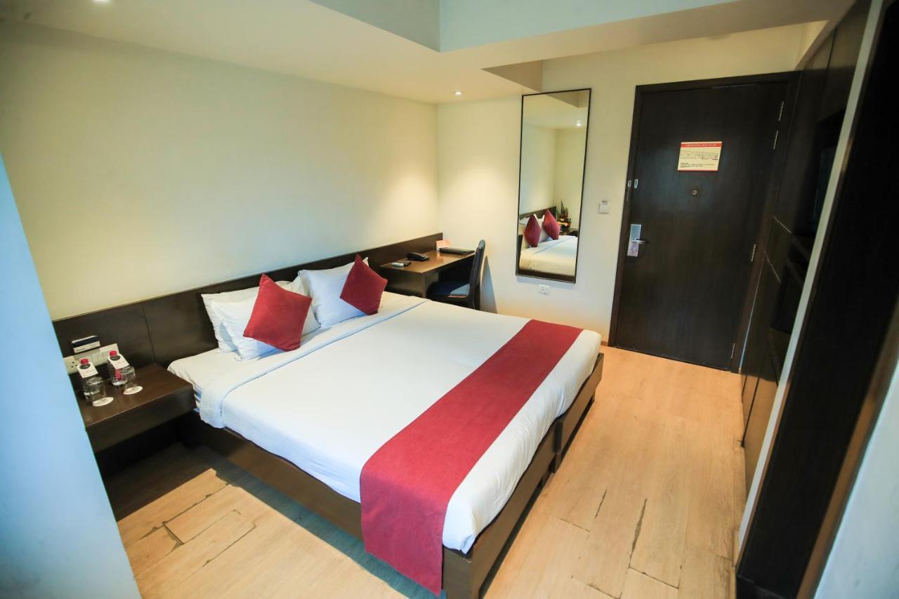 Hotel German Palace Near To Airport Gandhinagar Dış mekan fotoğraf