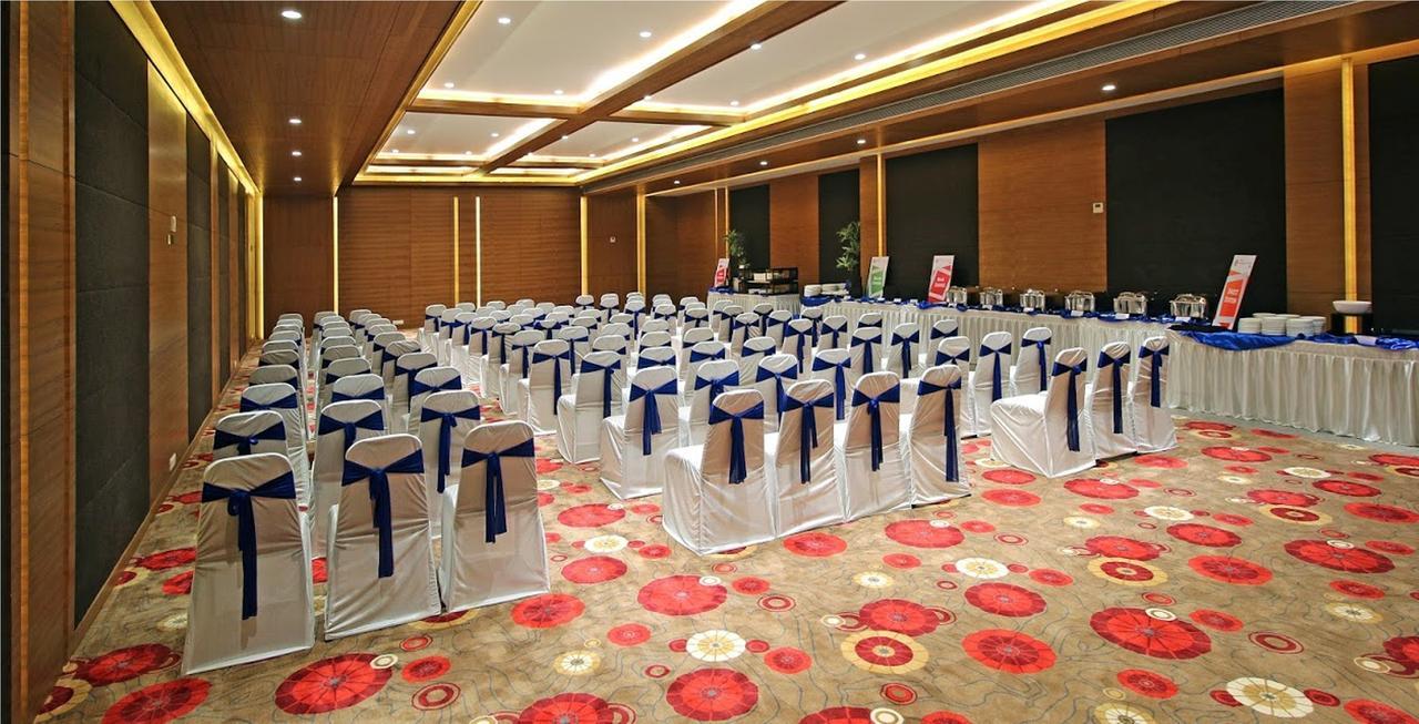Hotel German Palace Near To Airport Gandhinagar Dış mekan fotoğraf