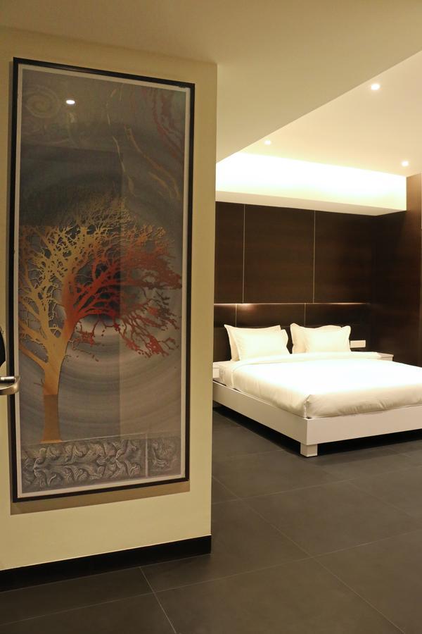 Hotel German Palace Near To Airport Gandhinagar Dış mekan fotoğraf