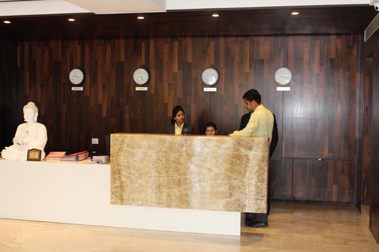 Hotel German Palace Near To Airport Gandhinagar Dış mekan fotoğraf